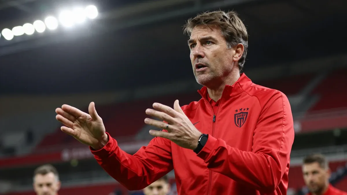 Milton Keynes Dons head coach Paul Warne is advocating for the return of a formal reserve league to help manage squad...