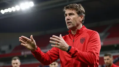 Milton Keynes Dons head coach Paul Warne is advocating for the return of a formal reserve league to help manage squad...